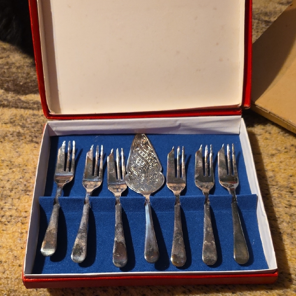 Vintage  Leonard Silverwear